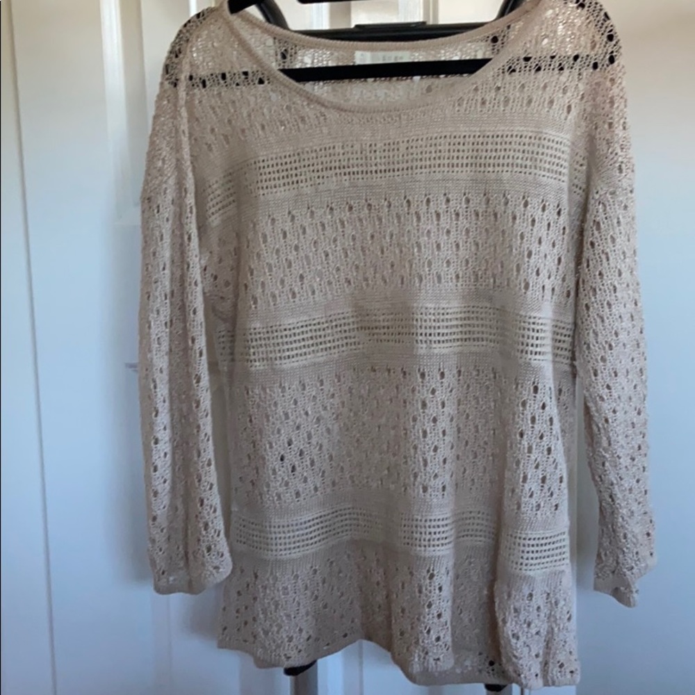 Long sleeve beige top
